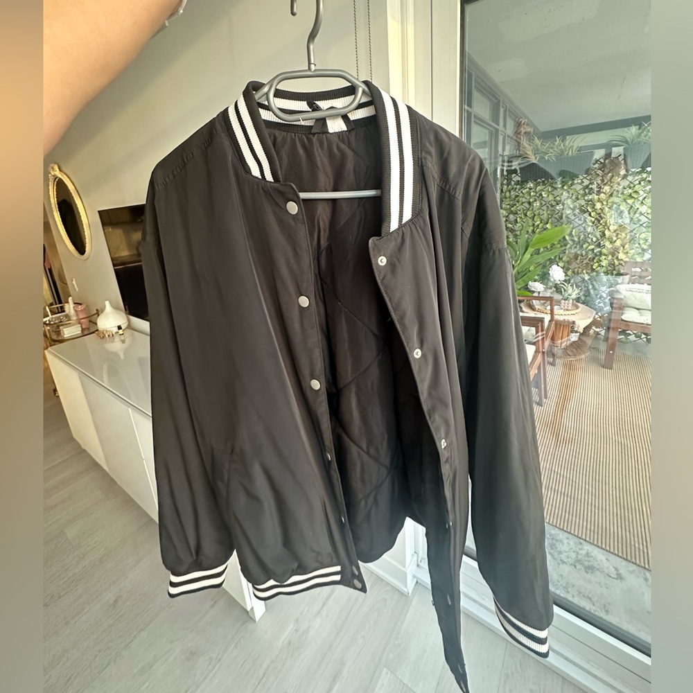 Baseball Jacket - Picture 2 of 3